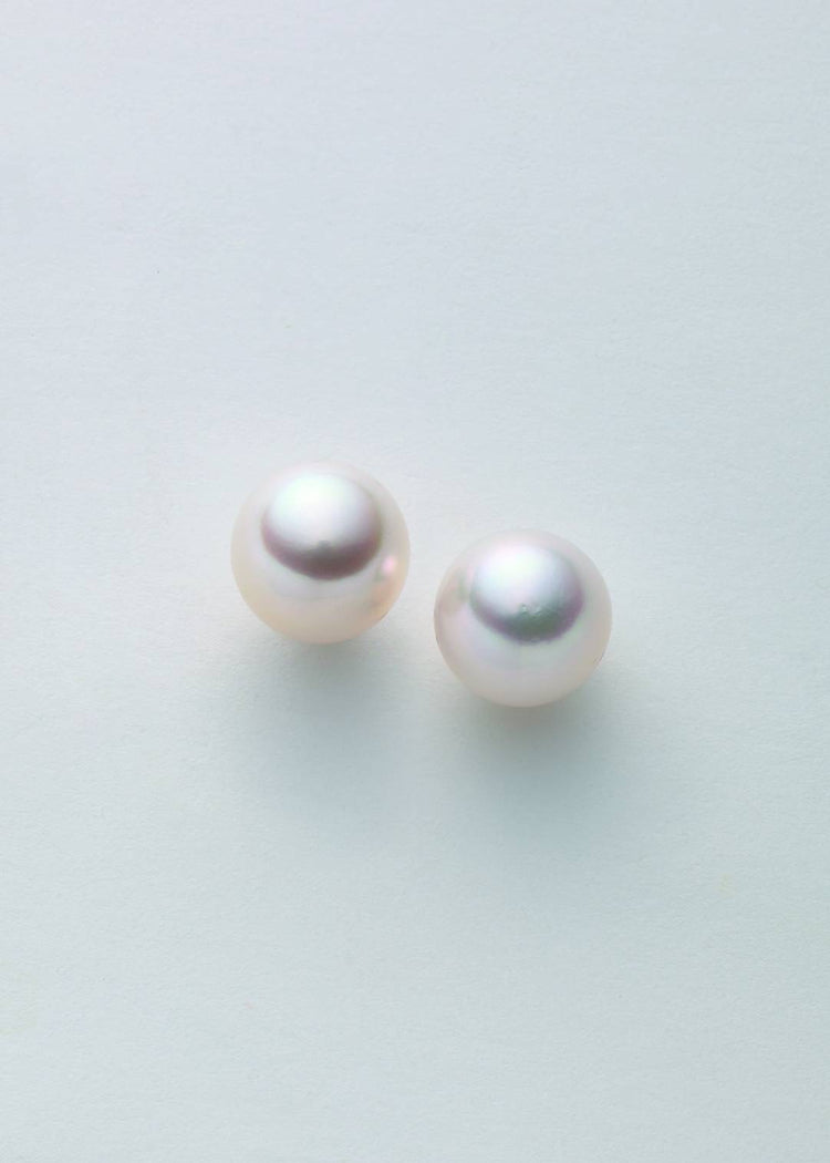真珠プチピアス
